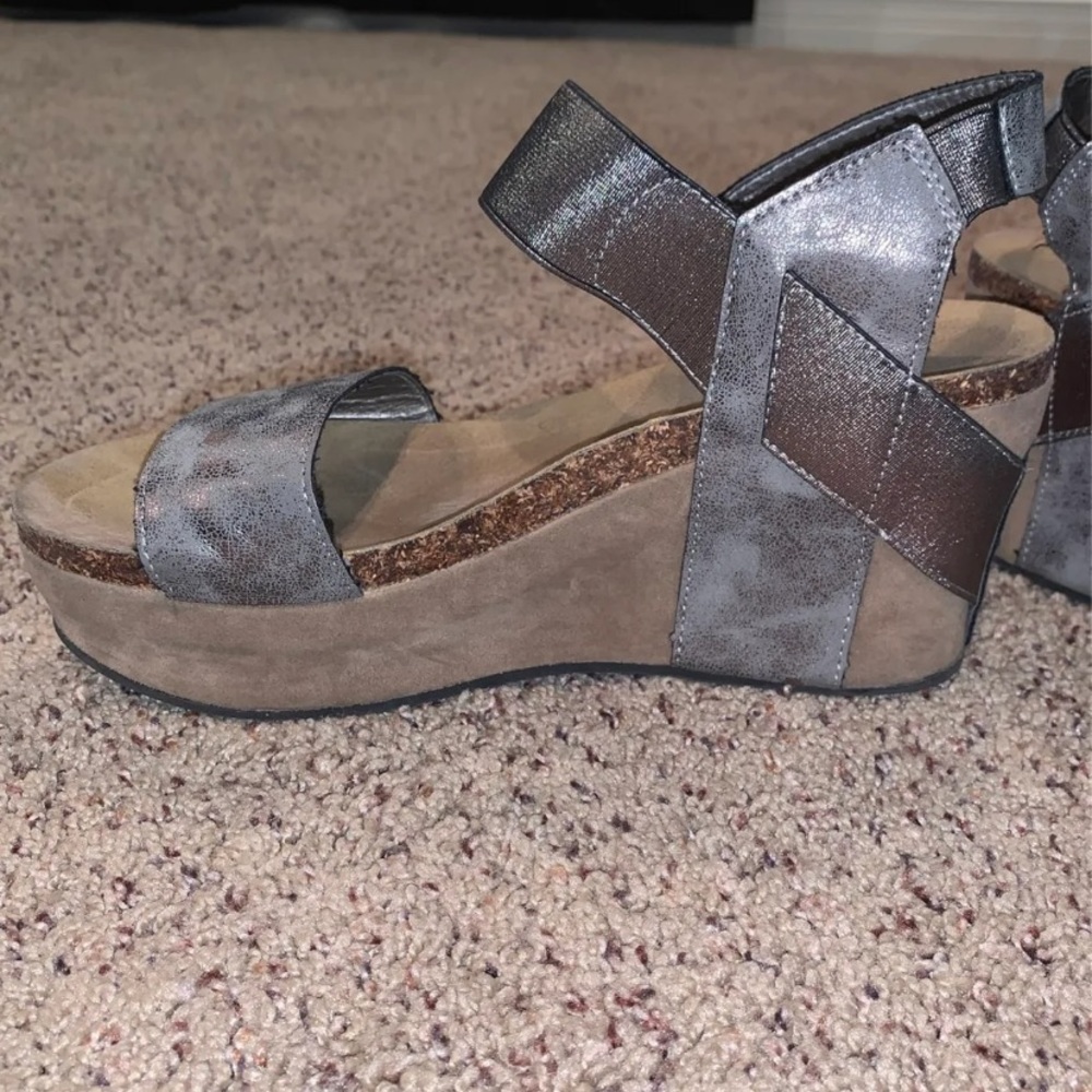 Wedges - Picture 3 of 4